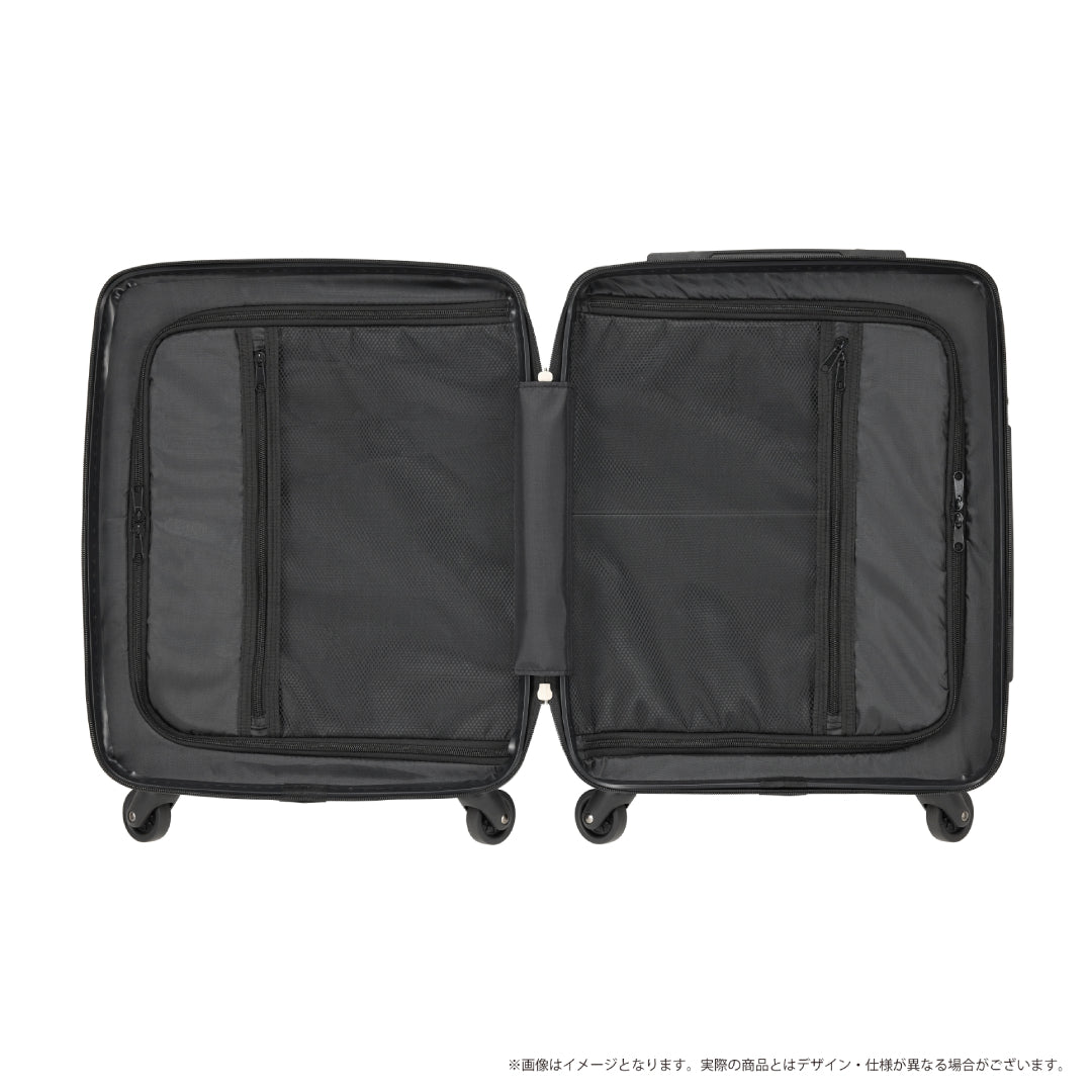 
                  
                    キャリーケース
                  
                